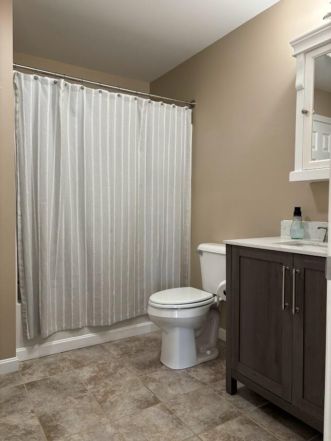 996 Medford Center Road Medford, ME 04463 - Photo 9 of 24 Bathroom