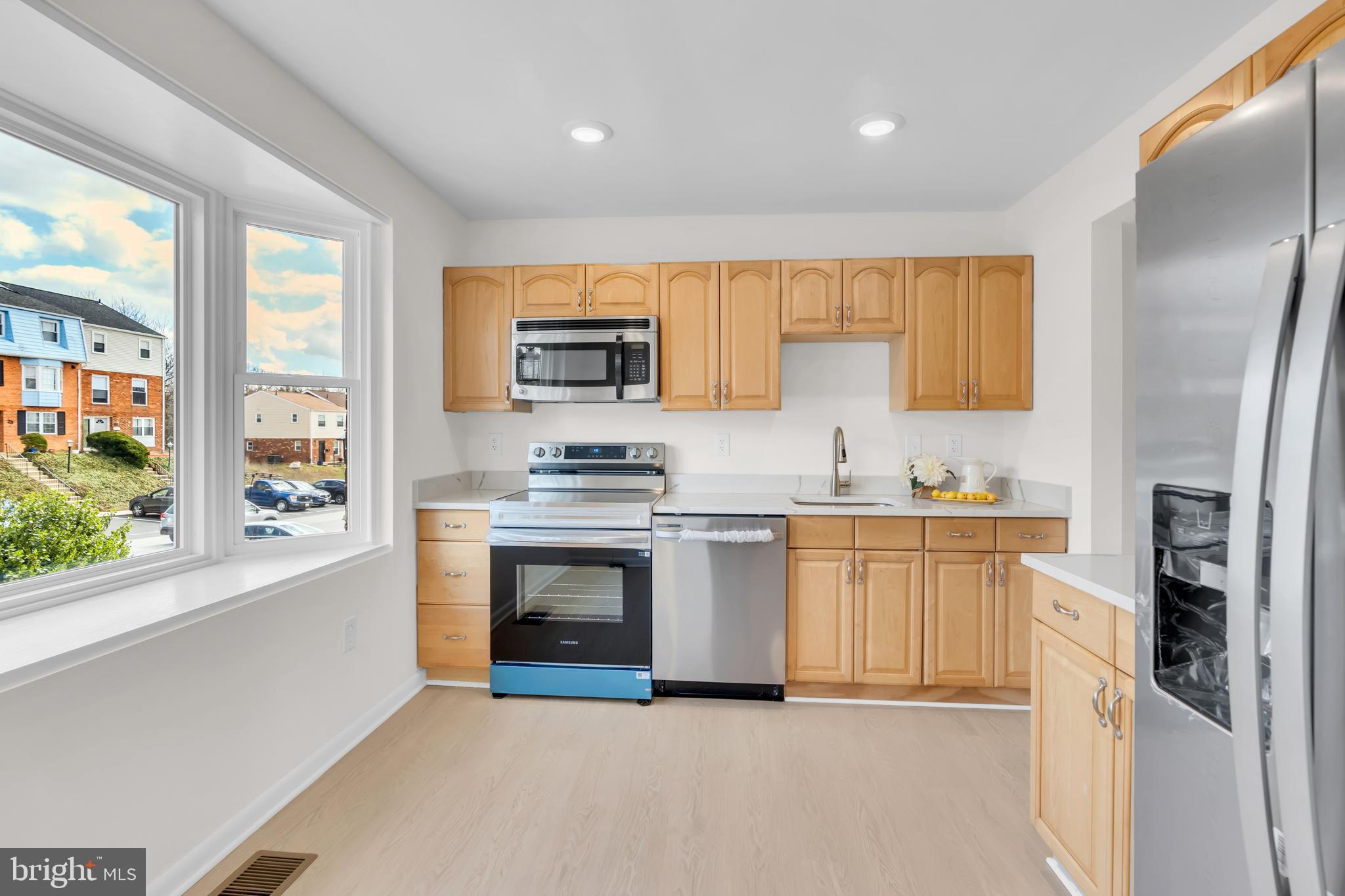 26 Timber Rock Road Gaithersburg, MD 20878 - Photo 6 of 35 Kitchen