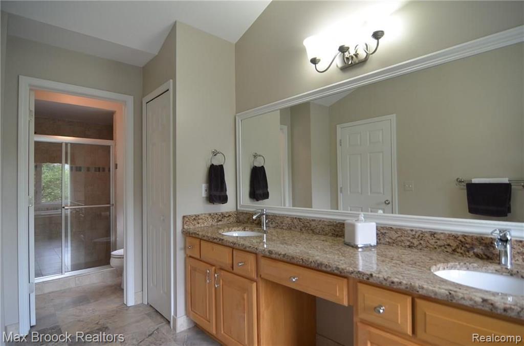 1923 Cloverdale Drive Rochester, MI 48307 - Photo 23 of 30