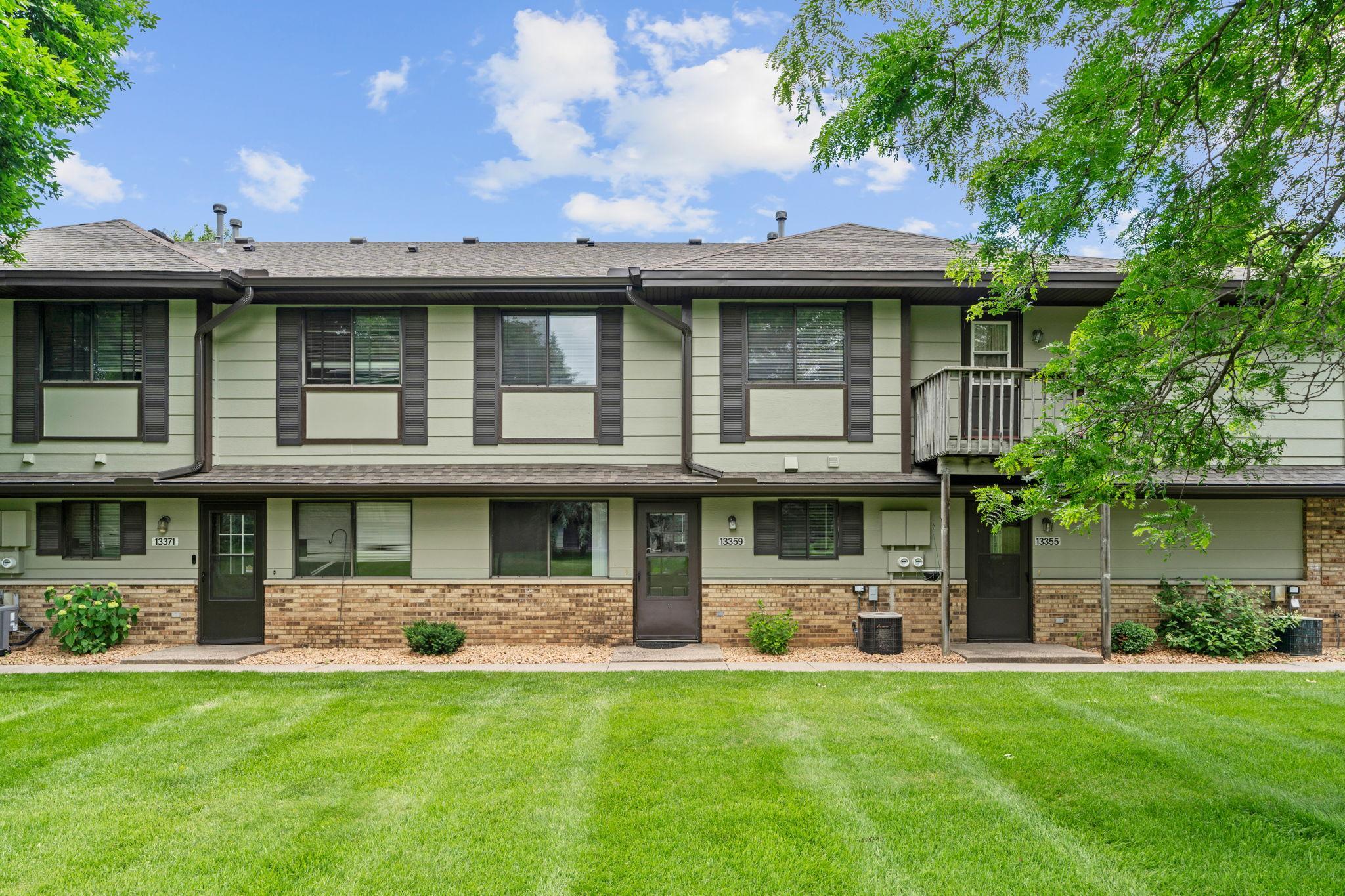 13359 Zenith Lane Eden Prairie, MN 55346 - Photo 1 of 25