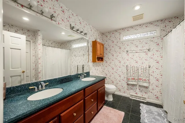 $539,000 | 8657 Teugega Point Road, Rome, NY 13440