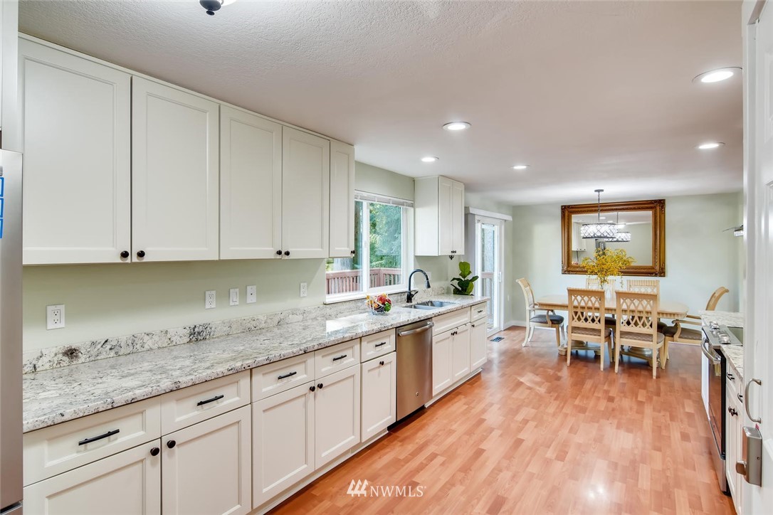 2330 167th Place Southeast Bothell, WA 98012 - Photo 14 of 40 Gallery Image 14