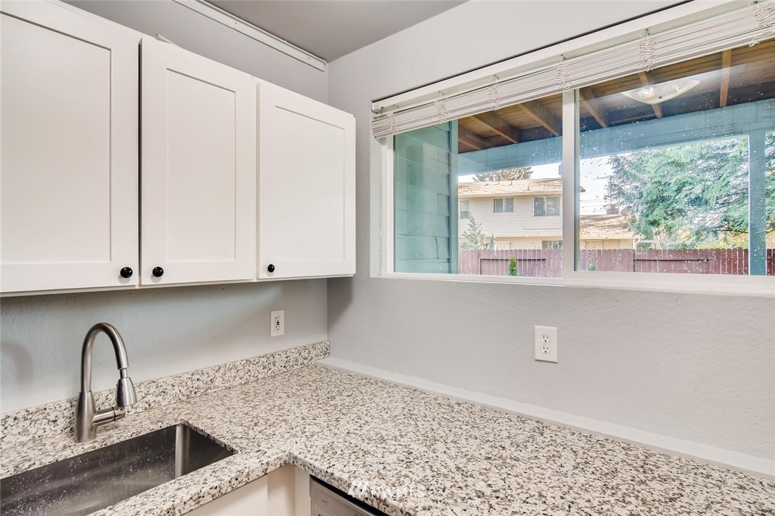2330 167th Place Southeast Bothell, WA 98012 - Photo 26 of 40 Gallery Image 26