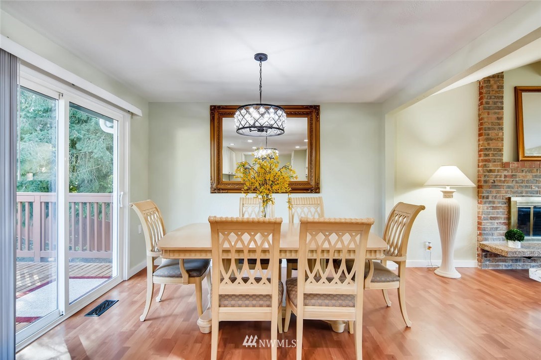2330 167th Place Southeast Bothell, WA 98012 - Photo 10 of 40 Gallery Image 10