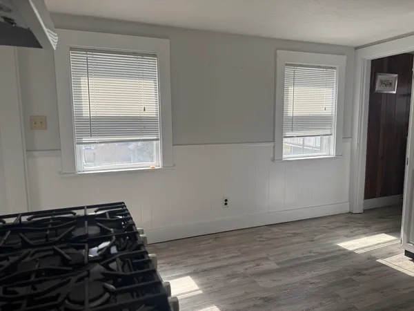 $2,300 | 12 Lincoln Place, Unit 2, Natick, MA 01760