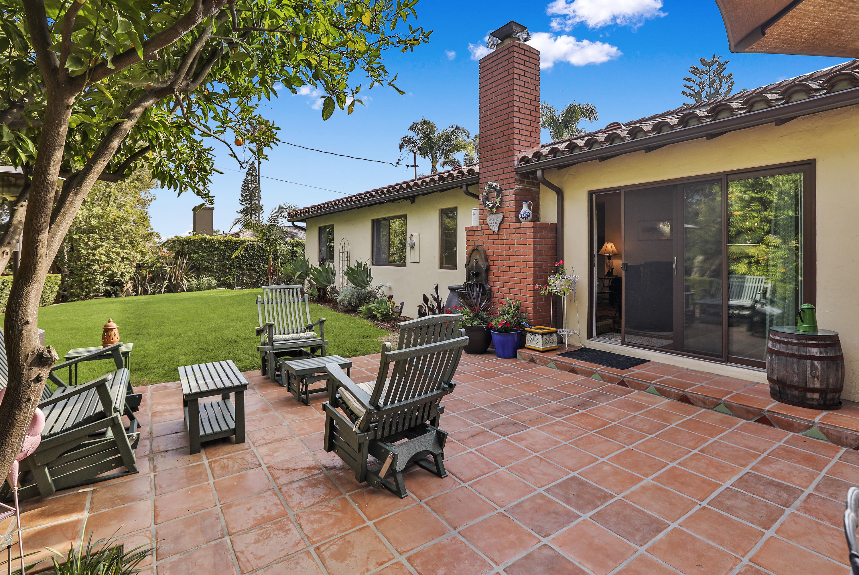 724 Grove Lane Santa Barbara, CA 93105 - Photo 4 of 15 Back Patio