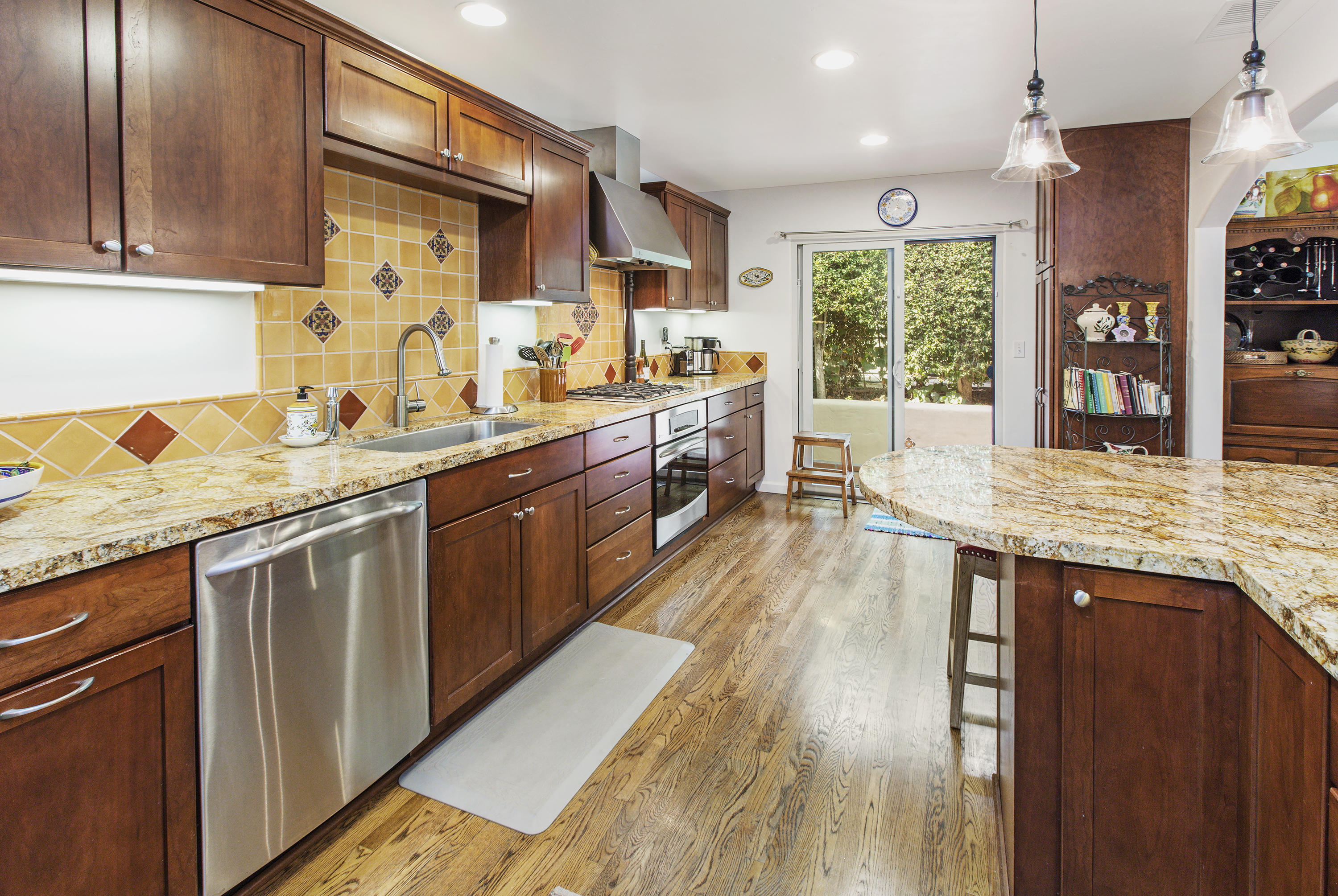 724 Grove Lane Santa Barbara, CA 93105 - Photo 8 of 15 Kitchen #2