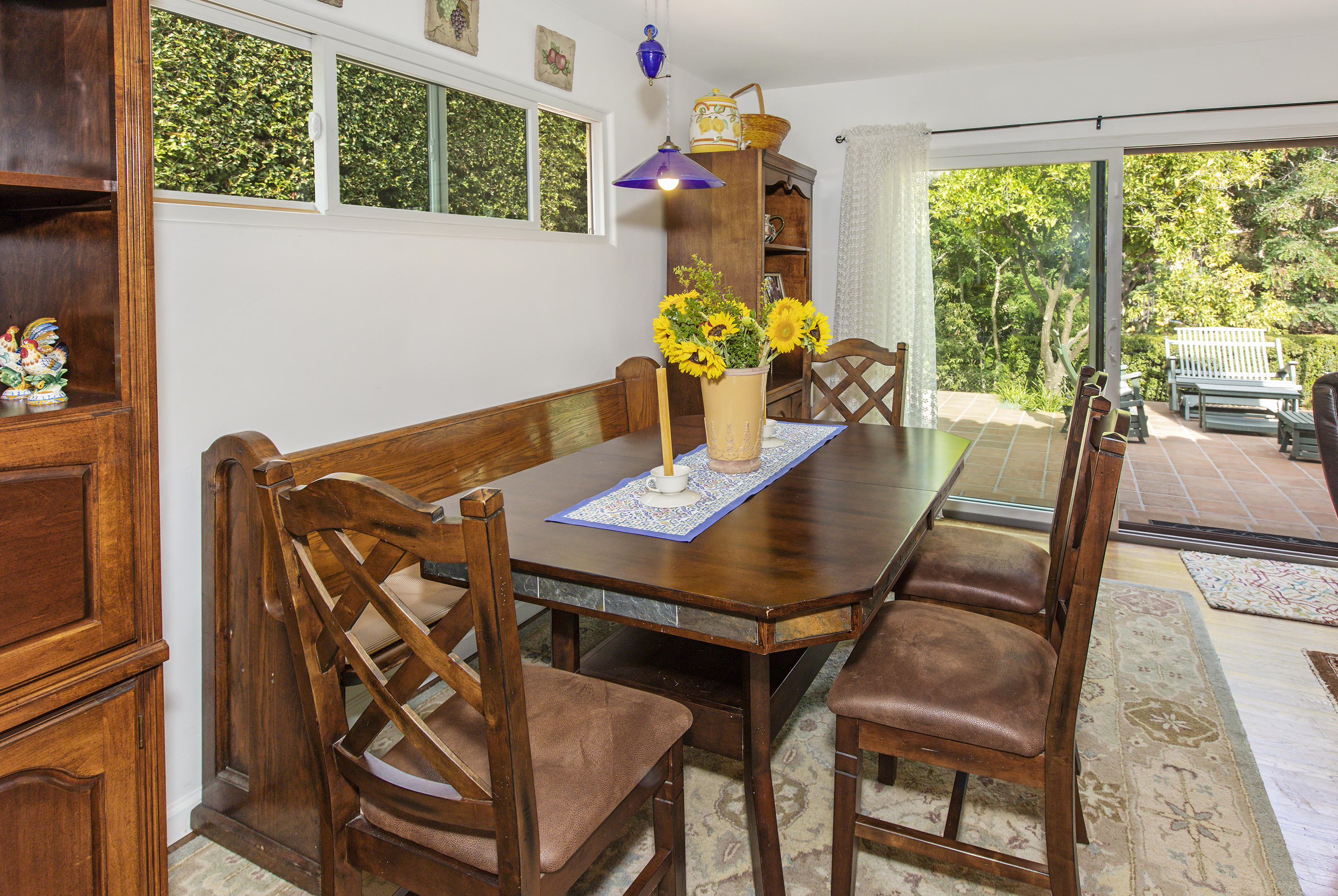724 Grove Lane Santa Barbara, CA 93105 - Photo 10 of 15 Dining Area