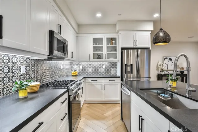 $985,000 | 1419 North Indian Hill Boulevard, Claremont, CA 91711