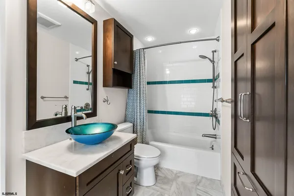 $4,799,000 | 25 South 36th Avenue, Longport, NJ 08403