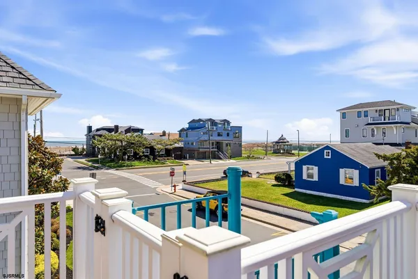 $4,799,000 | 25 South 36th Avenue, Longport, NJ 08403