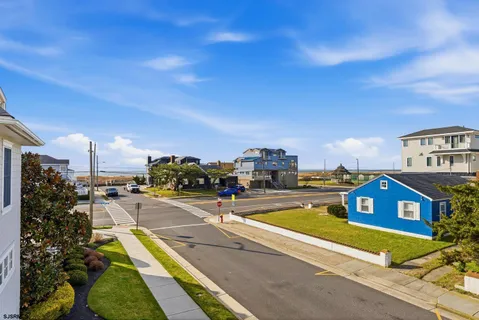 $4,799,000 | 25 South 36th Avenue, Longport, NJ 08403