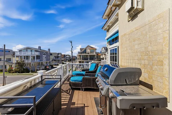 $4,799,000 | 25 South 36th Avenue, Longport, NJ 08403