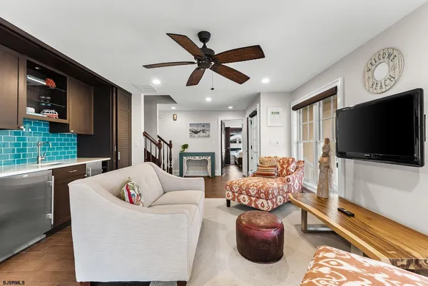 $4,799,000 | 25 South 36th Avenue, Longport, NJ 08403