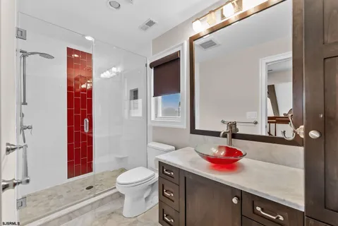 $4,799,000 | 25 South 36th Avenue, Longport, NJ 08403