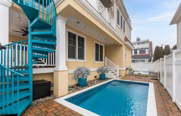 $4,799,000 | 25 South 36th Avenue, Longport, NJ 08403