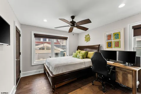 $4,799,000 | 25 South 36th Avenue, Longport, NJ 08403