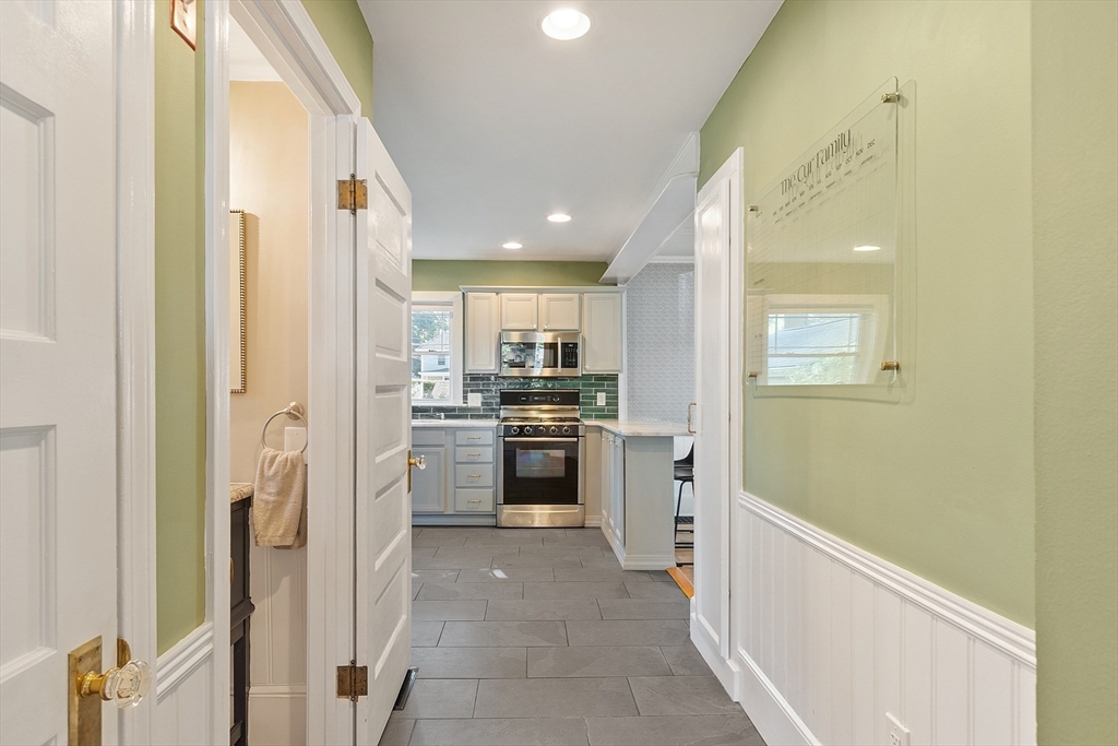 21 Rutherford Avenue Haverhill, MA 01830 - Photo 22 of 42 Gallery Image 22