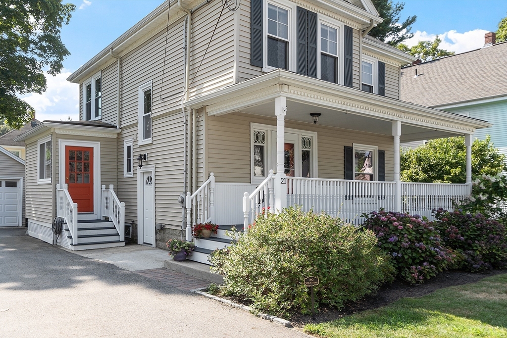 21 Rutherford Avenue Haverhill, MA 01830 - Photo 3 of 42 Gallery Image 3