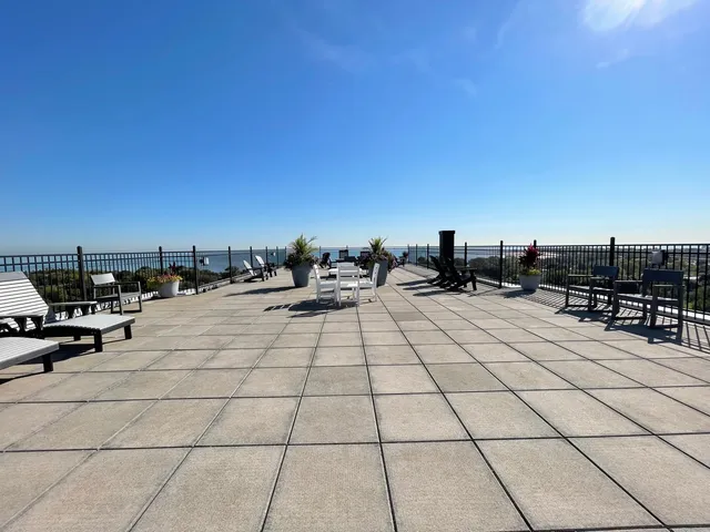 $1,500 | 4950 North Marine Drive, Unit 209, Chicago, IL 60640