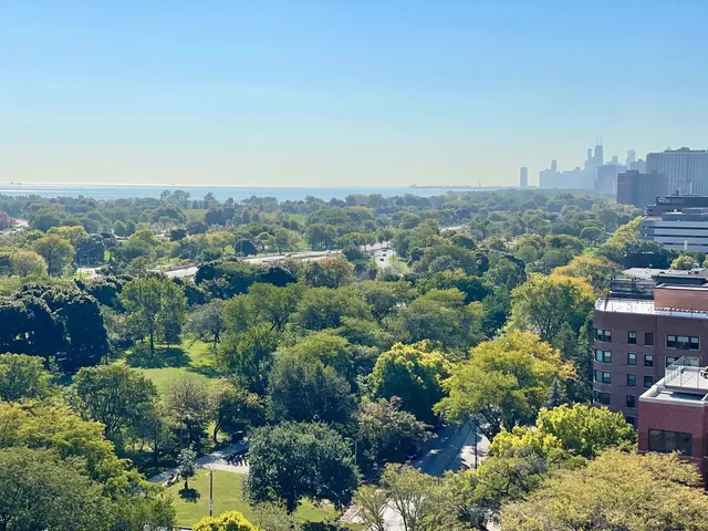 $1,500 | 4950 North Marine Drive, Unit 209, Chicago, IL 60640