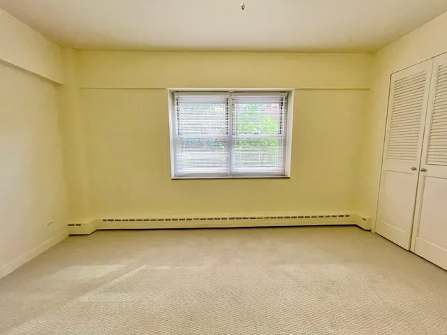 $1,500 | 4950 North Marine Drive, Unit 209, Chicago, IL 60640