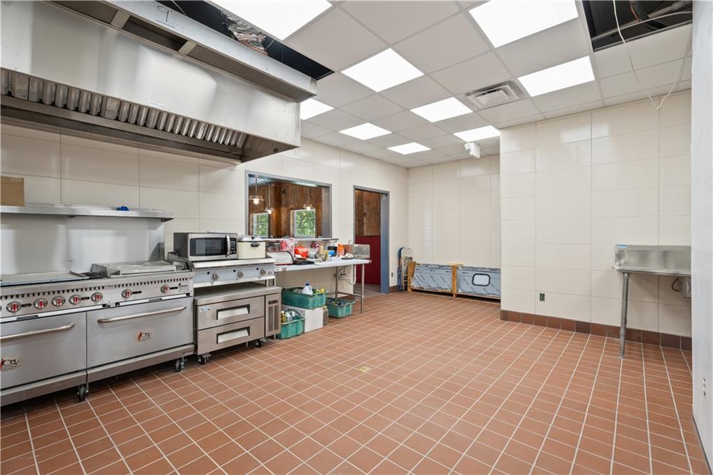 3800 120th Road Thayer, KS 66776 - Photo 47 of 99