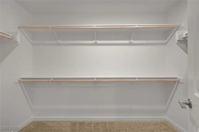 $2,905 | 8484 West Agate Avenue, Las Vegas, NV 89113