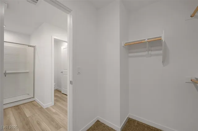 $2,905 | 8484 West Agate Avenue, Las Vegas, NV 89113