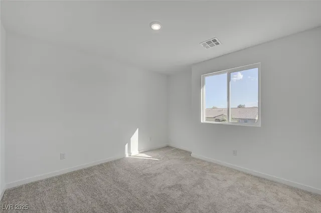 $2,905 | 8484 West Agate Avenue, Las Vegas, NV 89113