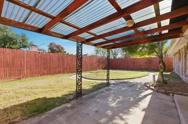 $2,349 | 3310 Bryn Mawr Drive, Irving, TX 75062