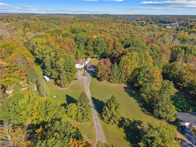 $369,000 | 50 West Myers Road, Minetto, NY 13126