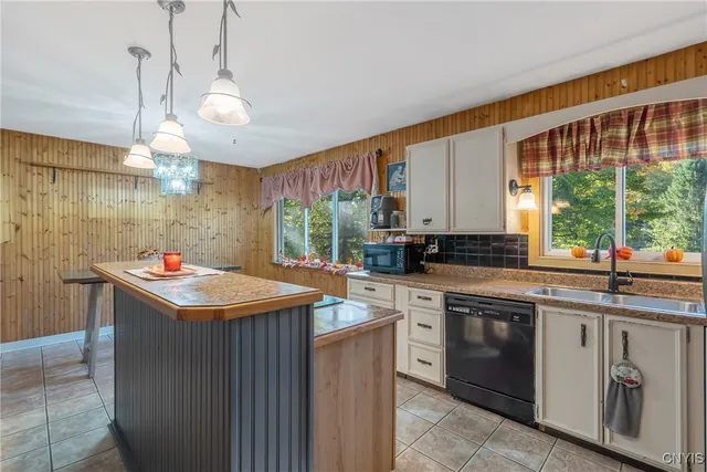 $369,000 | 50 West Myers Road, Minetto, NY 13126