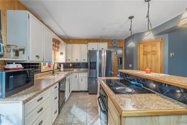 $369,000 | 50 West Myers Road, Minetto, NY 13126