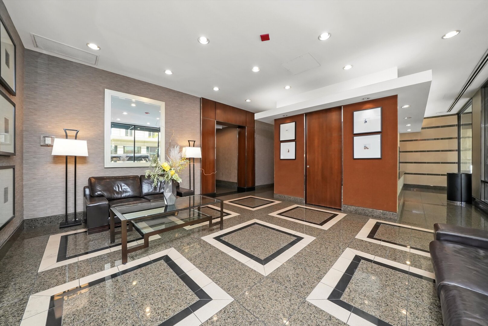 30 East Huron Street, Unit 1106 Chicago, IL 60611 - Photo 3 of 36