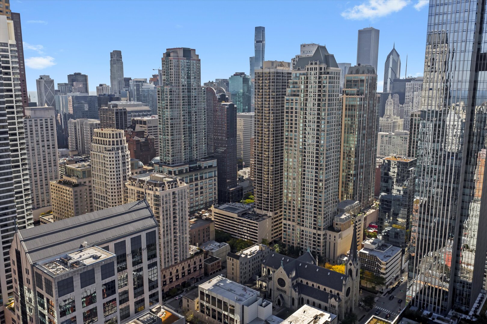 30 East Huron Street, Unit 1106 Chicago, IL 60611 - Photo 35 of 36