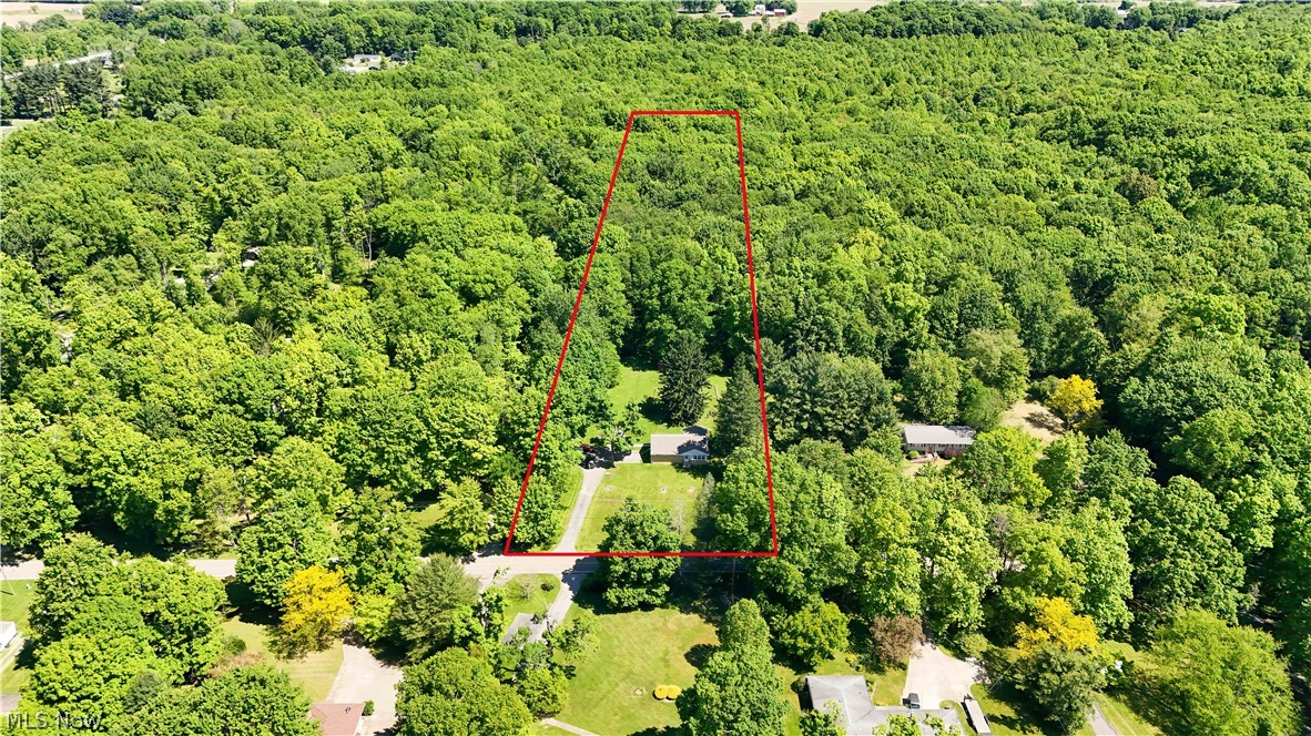9621 Wolfe Road Windham, OH 44288 - Photo 4 of 39