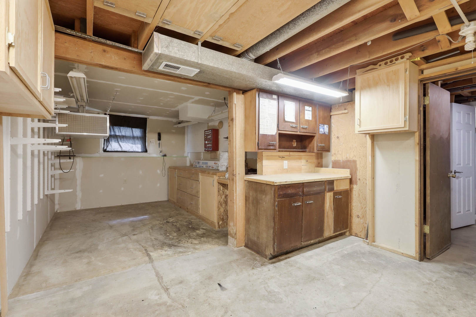 4718 North Ripley Street Davenport, IA 52806 - Photo 29 of 41