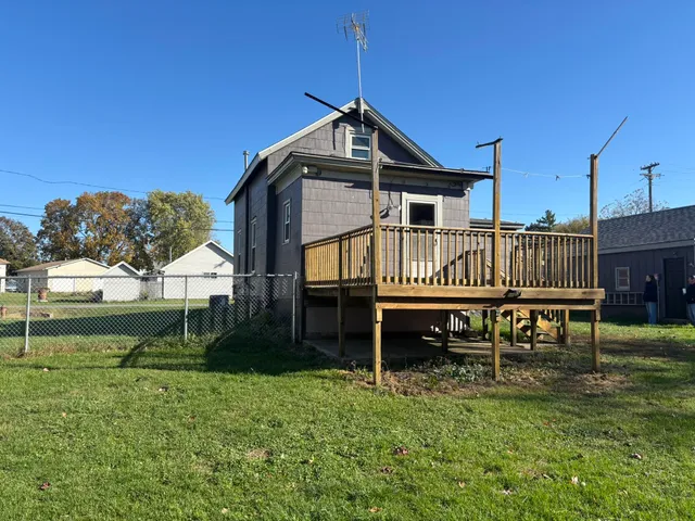 $130,000 | 137 Plain Street, Sharon, WI 53585