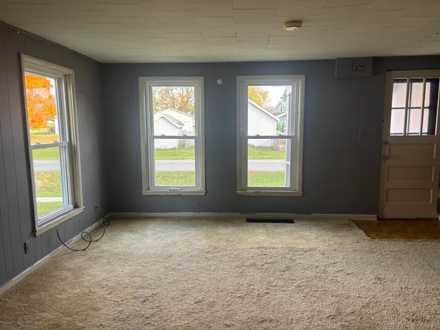 $130,000 | 137 Plain Street, Sharon, WI 53585