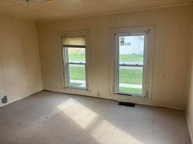 $130,000 | 137 Plain Street, Sharon, WI 53585