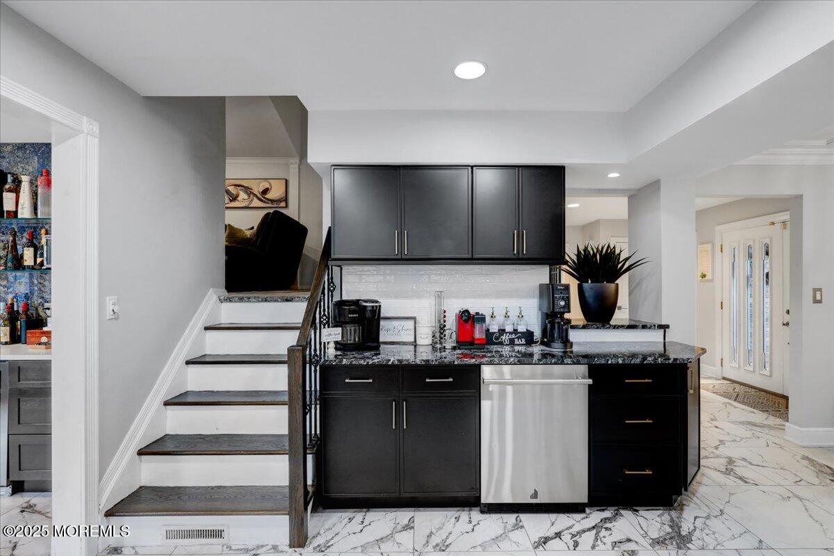 14 Birch Hill Road Freehold, NJ 07728 - Photo 28 of 65 22-Wet Bar