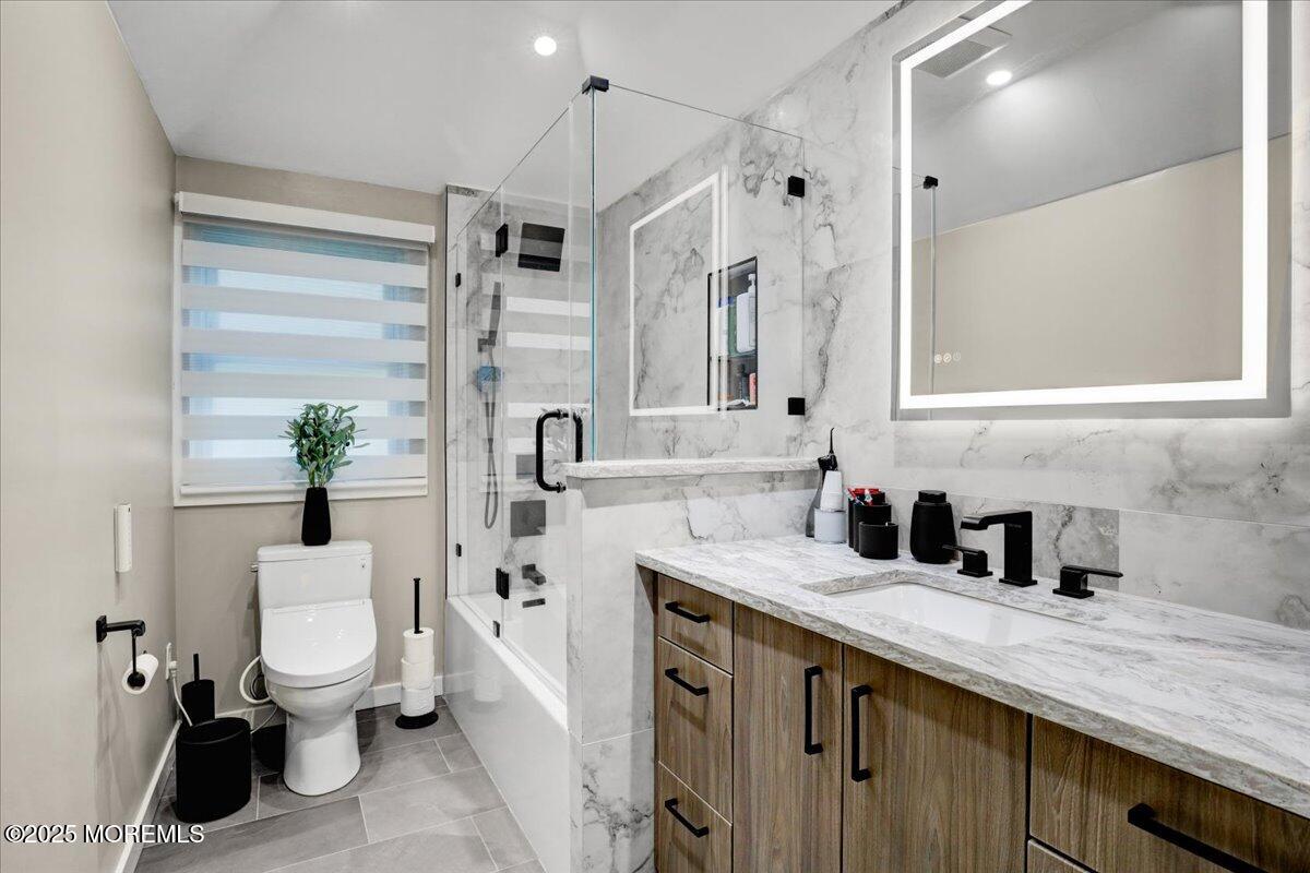 14 Birch Hill Road Freehold, NJ 07728 - Photo 45 of 65 39-Bathroom