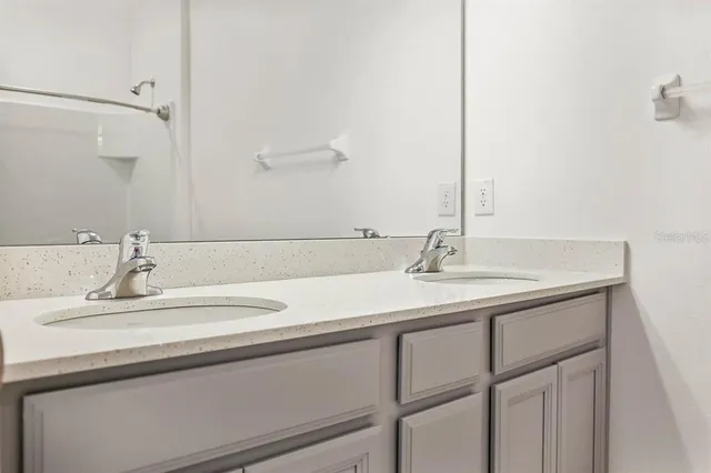 $2,450 | 5806 Spotted Harrier Way, Lithia, FL 33547