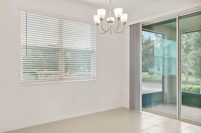 $2,450 | 5806 Spotted Harrier Way, Lithia, FL 33547