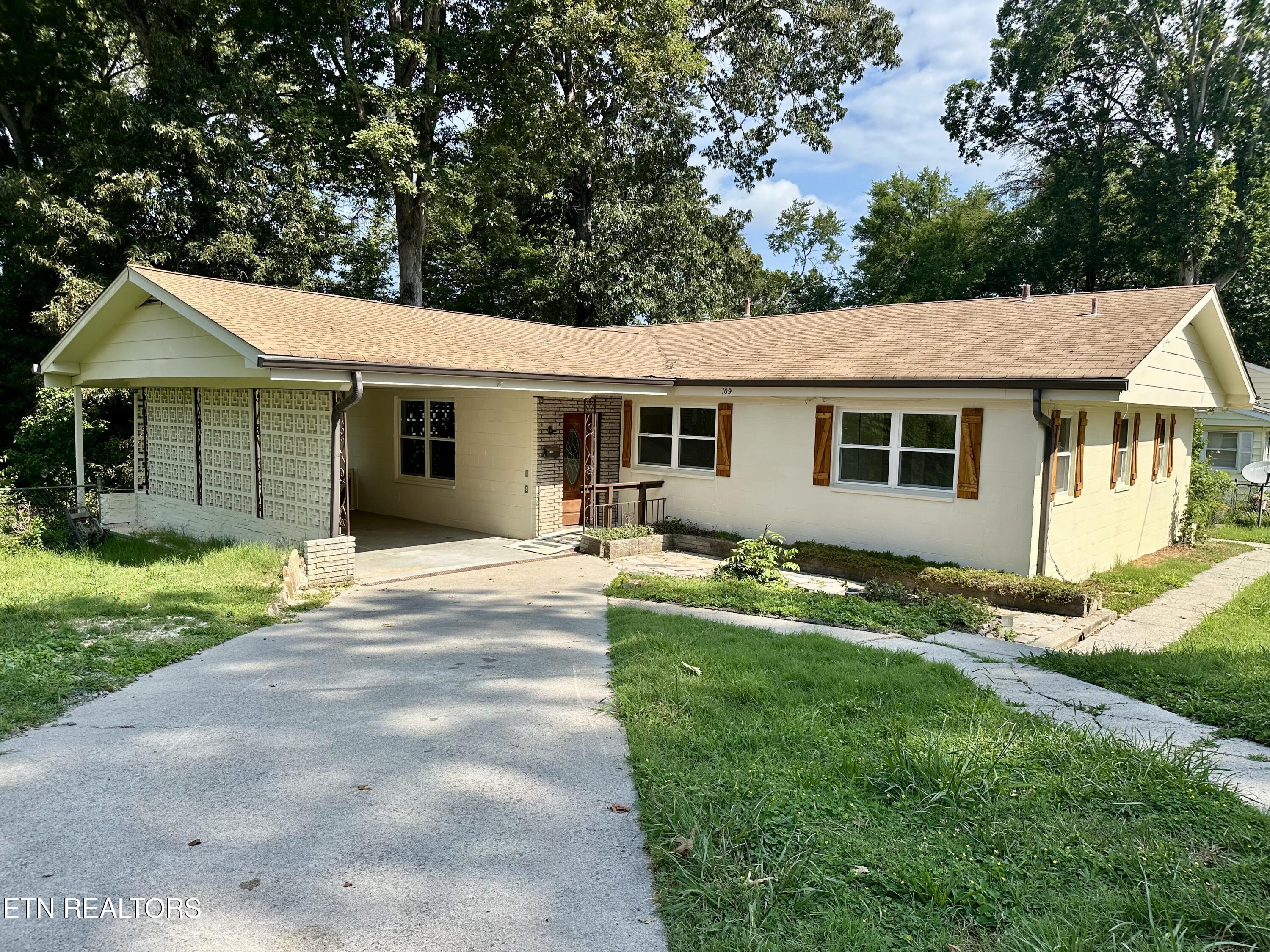 109 Nasson Lane Oak Ridge, TN 37830 - Photo 1 of 18 IMG_7232