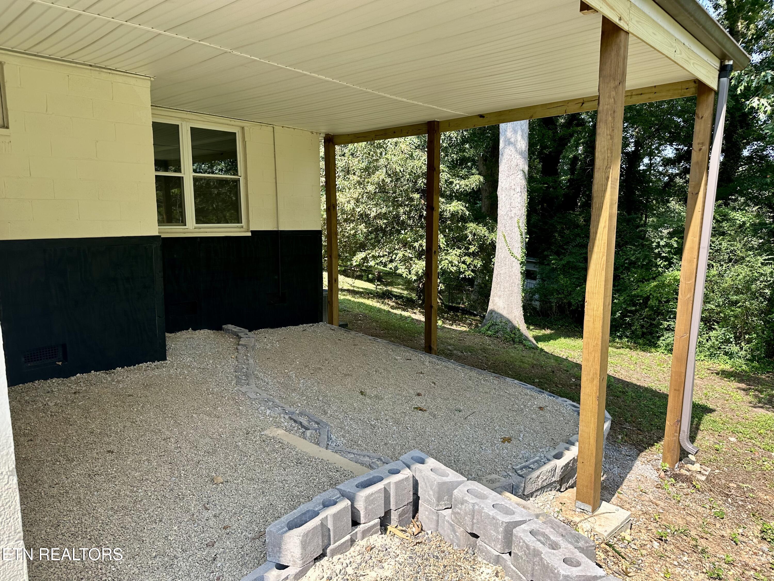 109 Nasson Lane Oak Ridge, TN 37830 - Photo 17 of 18 IMG_7229