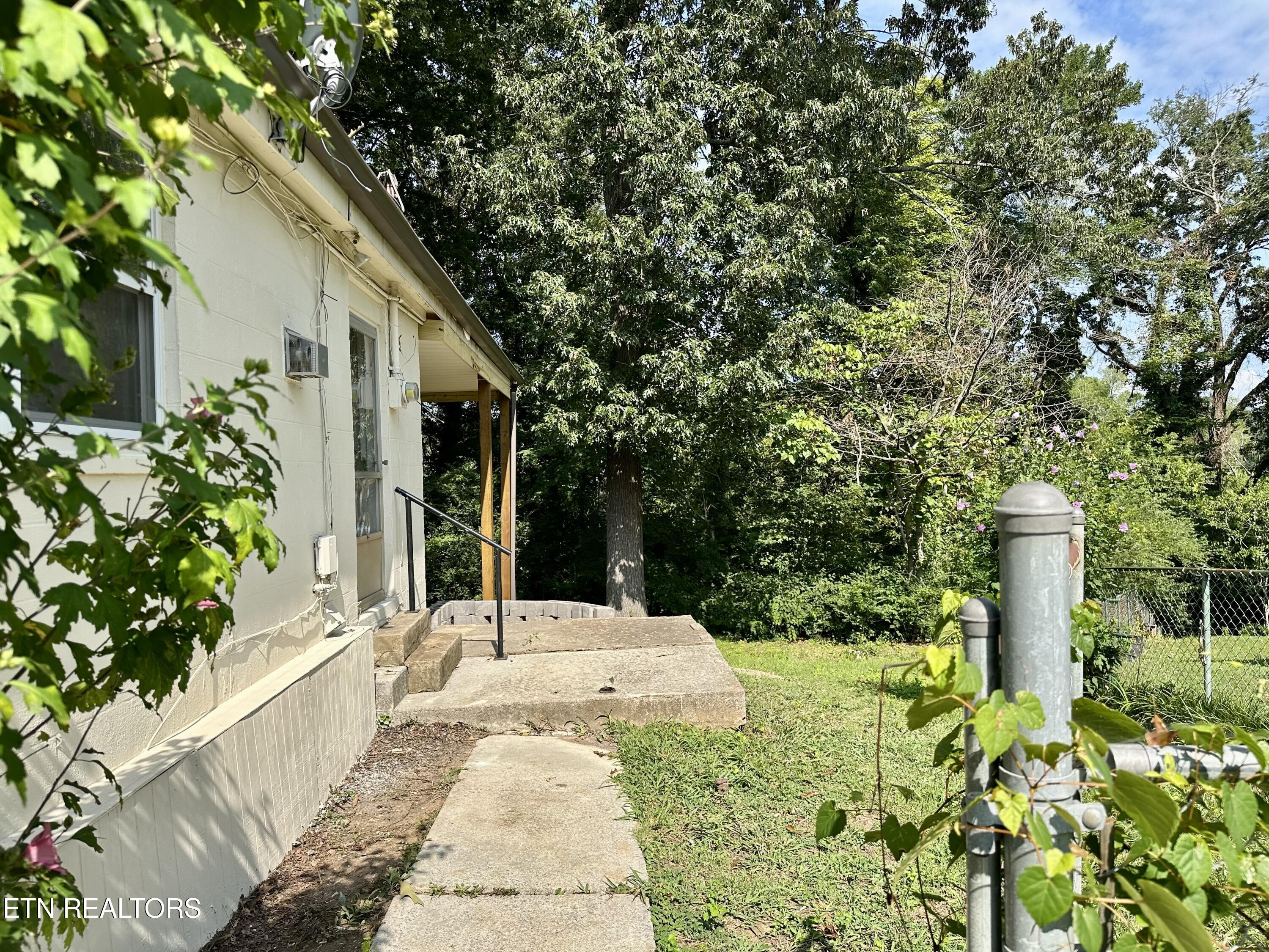 109 Nasson Lane Oak Ridge, TN 37830 - Photo 18 of 18 IMG_7230