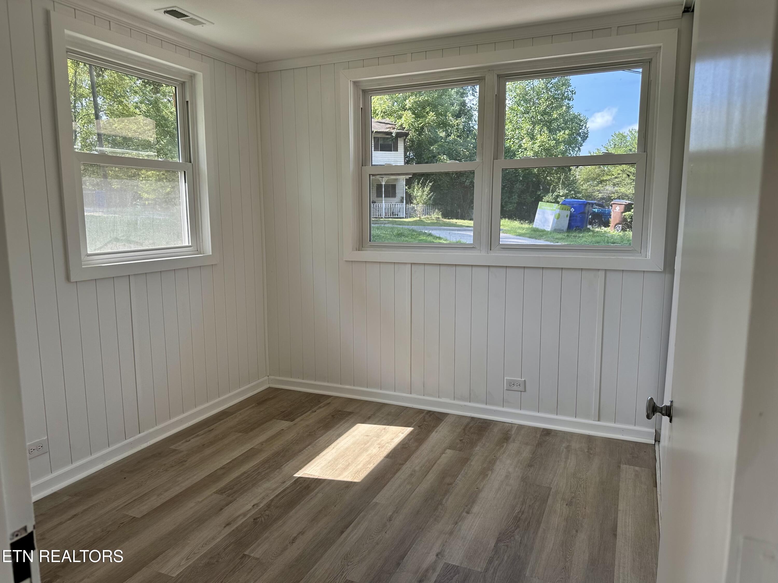 109 Nasson Lane Oak Ridge, TN 37830 - Photo 7 of 18 IMG_7218