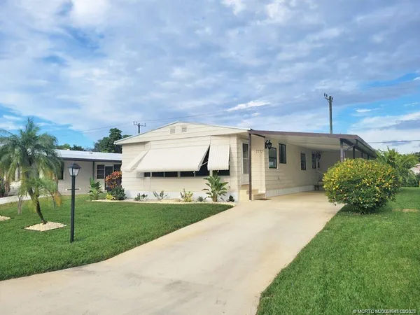 $1,750 | 7777 Southeast Continental Drive, Hobe Sound, FL 33455